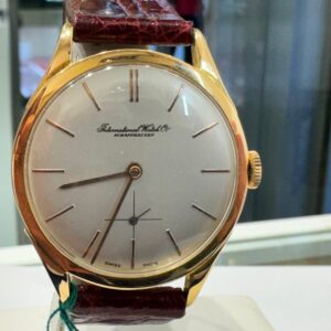 IWC Cassa Oro Rosa, carica manuale, vintage, anni '60, revisionato con un anno di garanzia del negozio