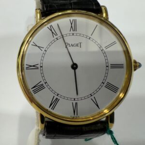 Piaget Dress Watch, cassa e fibbia oro 18KT, carica manuale, vintage, revisionato con un anno di garanzia del negozio.